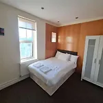 Lovely Bedroom R8