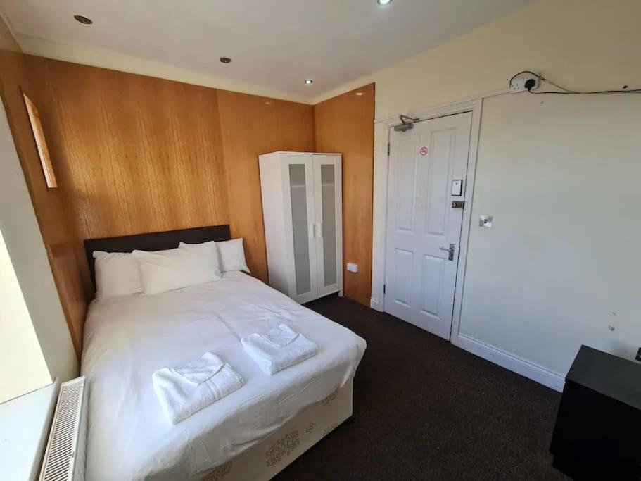 Appartamento Lovely Bedroom R8 *
